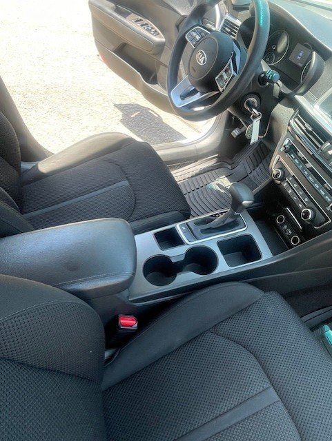 2019 Kia Optima LX - Photo 7