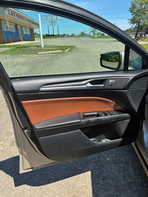 2019 Ford Fusion Titanium - Photo 9