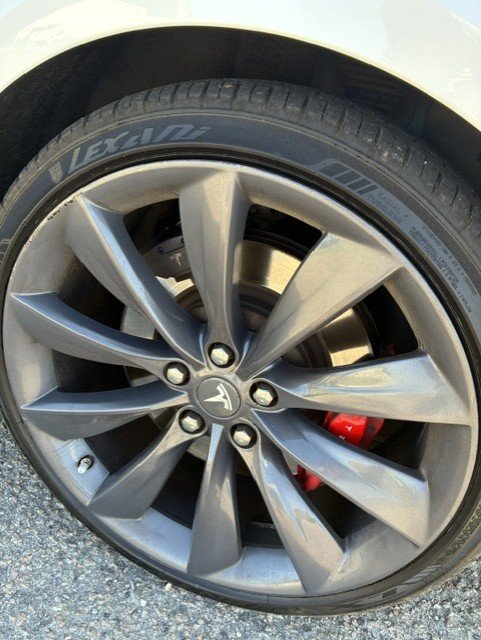 2015 Tesla Model S P85D - Photo 17