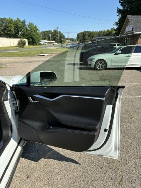 2015 Tesla Model S P85D - Photo 13