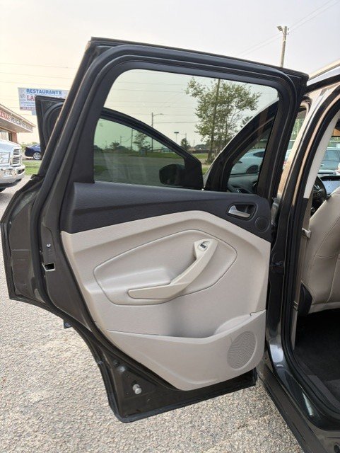 2017 Ford Escape Titanium - Photo 10